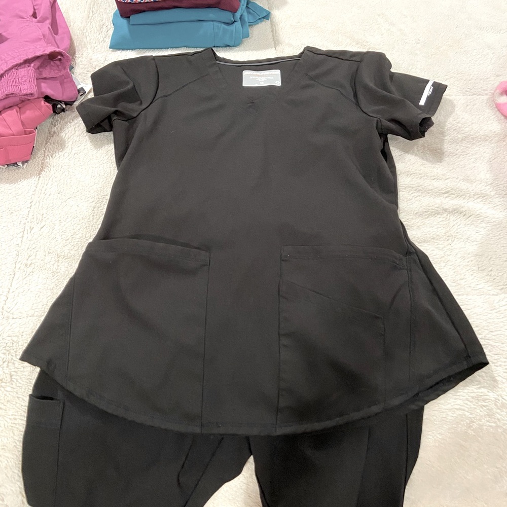 Women’s scrub set